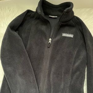 Columbia girls black fleece jacket